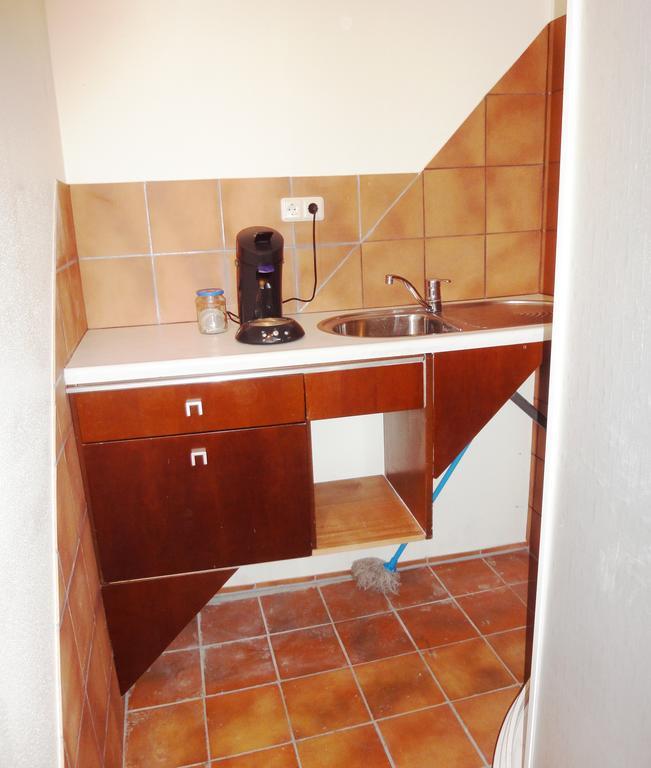 Frank'S Backpackers Pansiyon Helmond Dış mekan fotoğraf