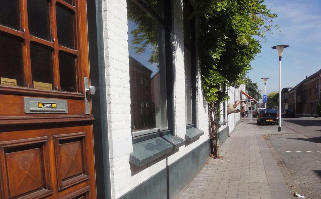 Frank'S Backpackers Pansiyon Helmond Dış mekan fotoğraf